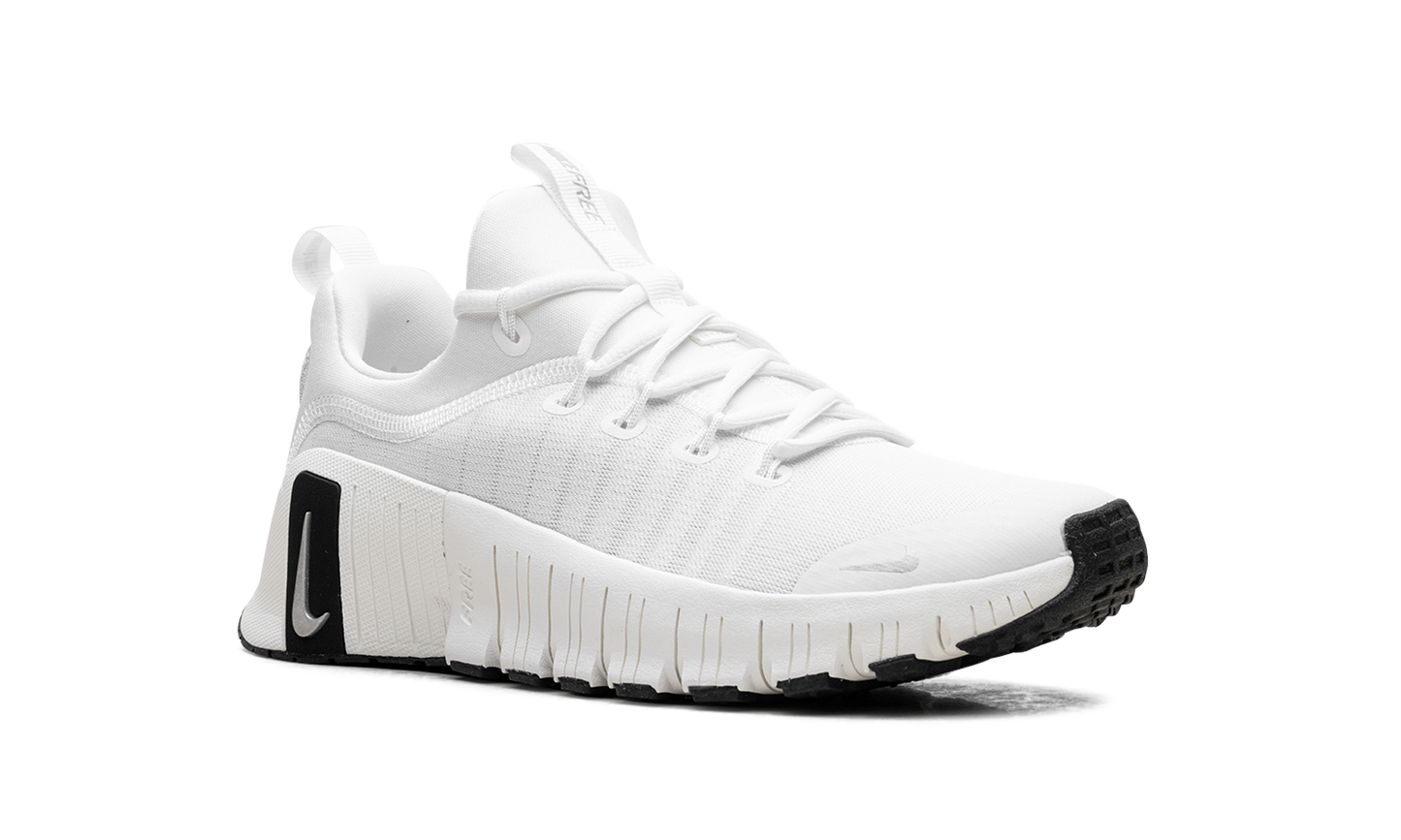 Free Metcon 6 Premium WMNS "Summit White Sail Black Metallic Silver"