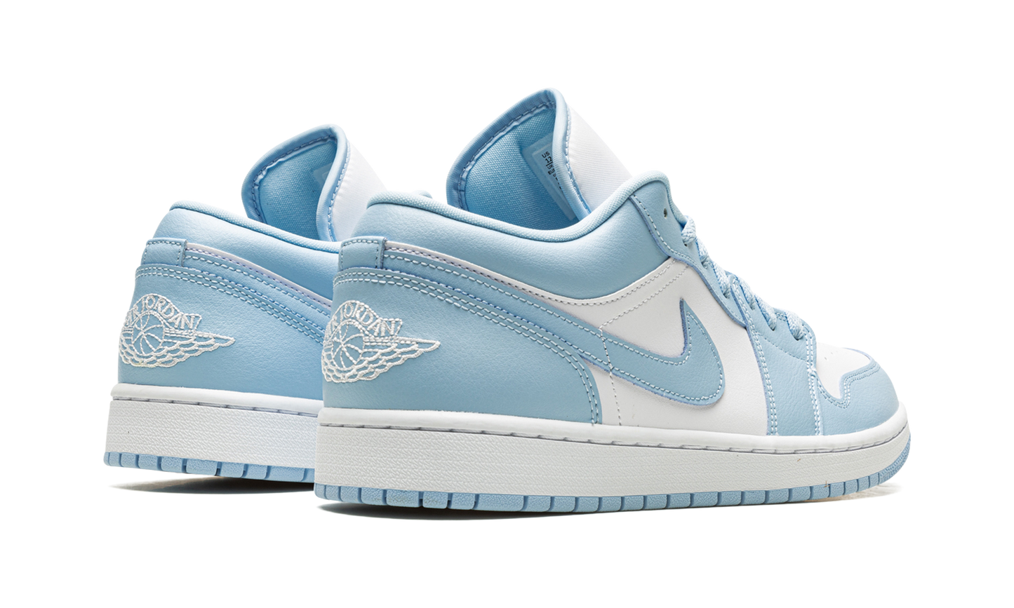AIR JORDAN 1 LOW WMNS "Ice Blue"