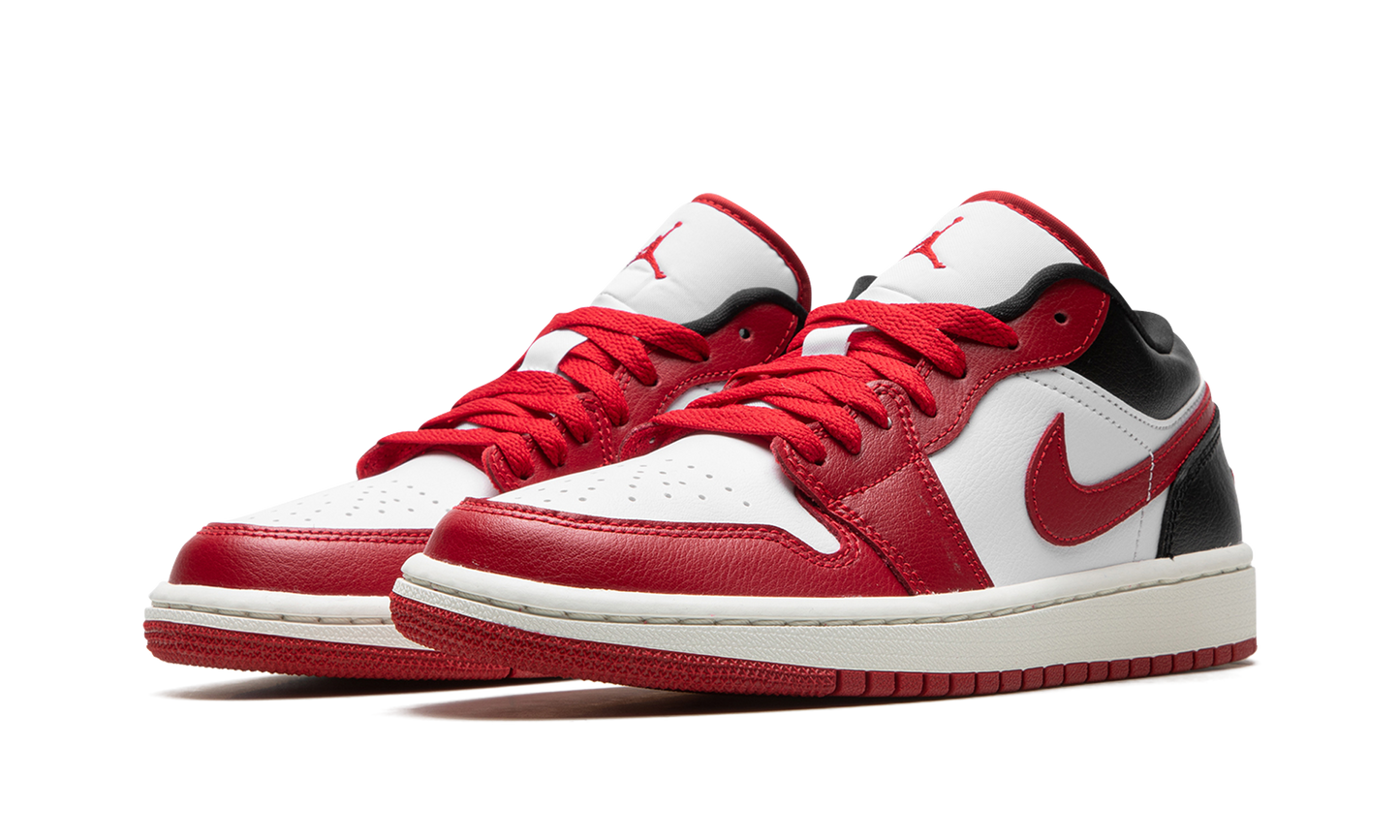 AIR JORDAN 1 LO WMNS "Reverse Black Toe"