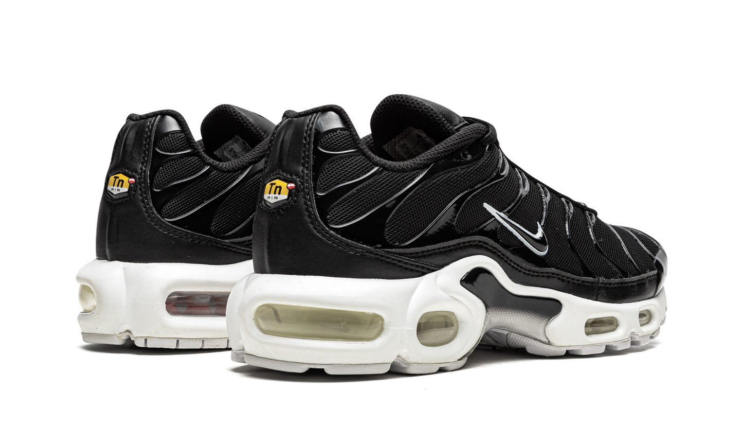 AIR MAX PLUS MNS WMNS "Black / White"