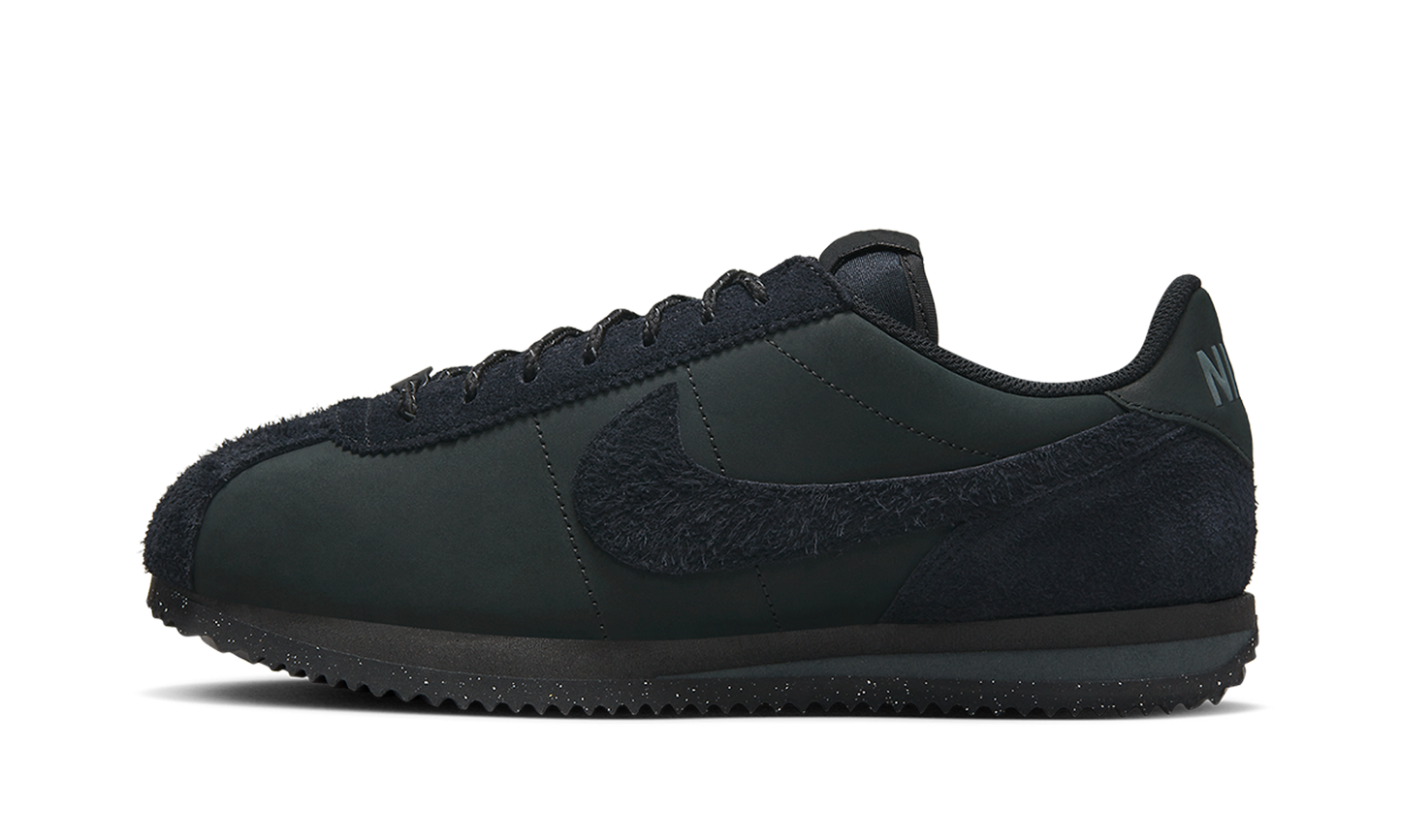 CORTEZ 23 WMNS "Triple Black"