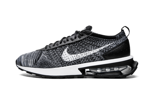 Air Max Flyknit Racer "Oreo"