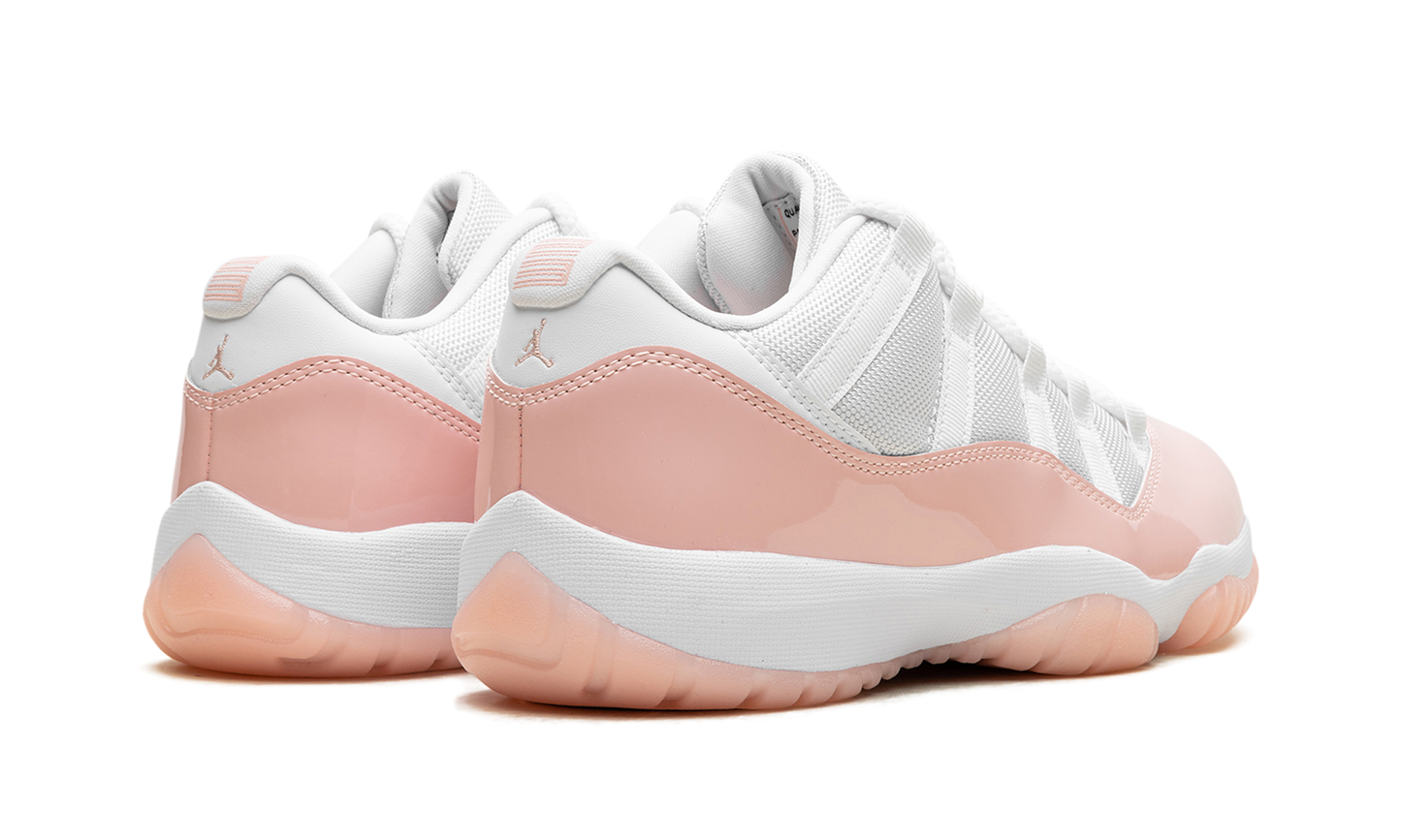 Air Jordan 11 Low WMNS "Legend Pink"