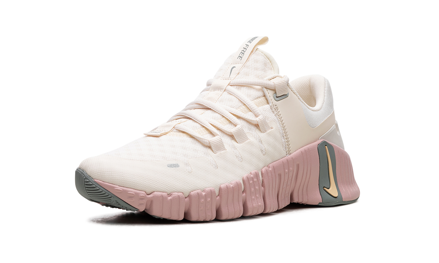 FREE METCON 5 WMNS "Pale Ivory"