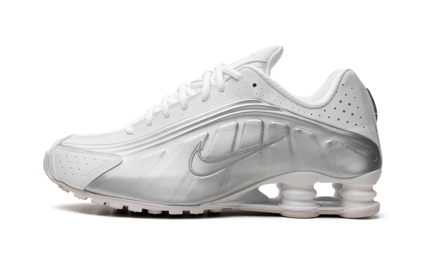 SHOX R4 MNS WMNS "Metallic silver"