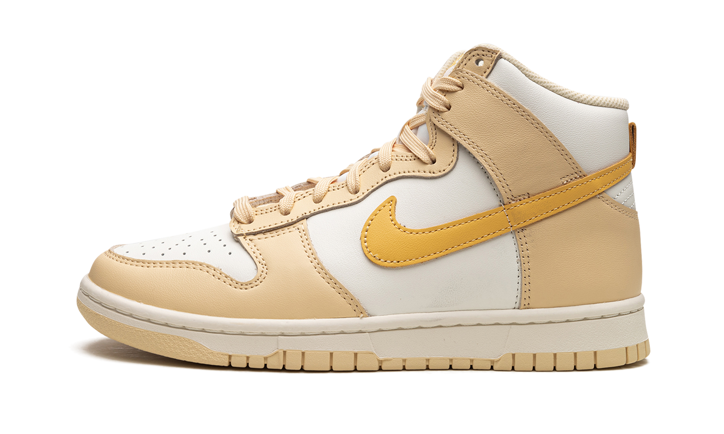 DUNK HIGH WMNS "Pale Vanilla""