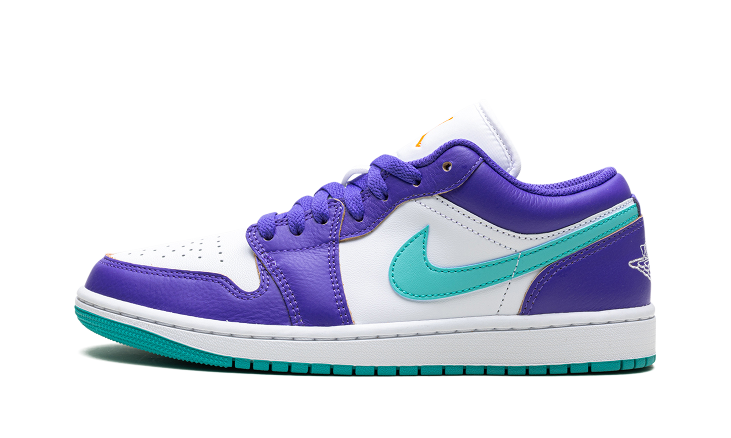 Air Jordan 1 "Hornets"