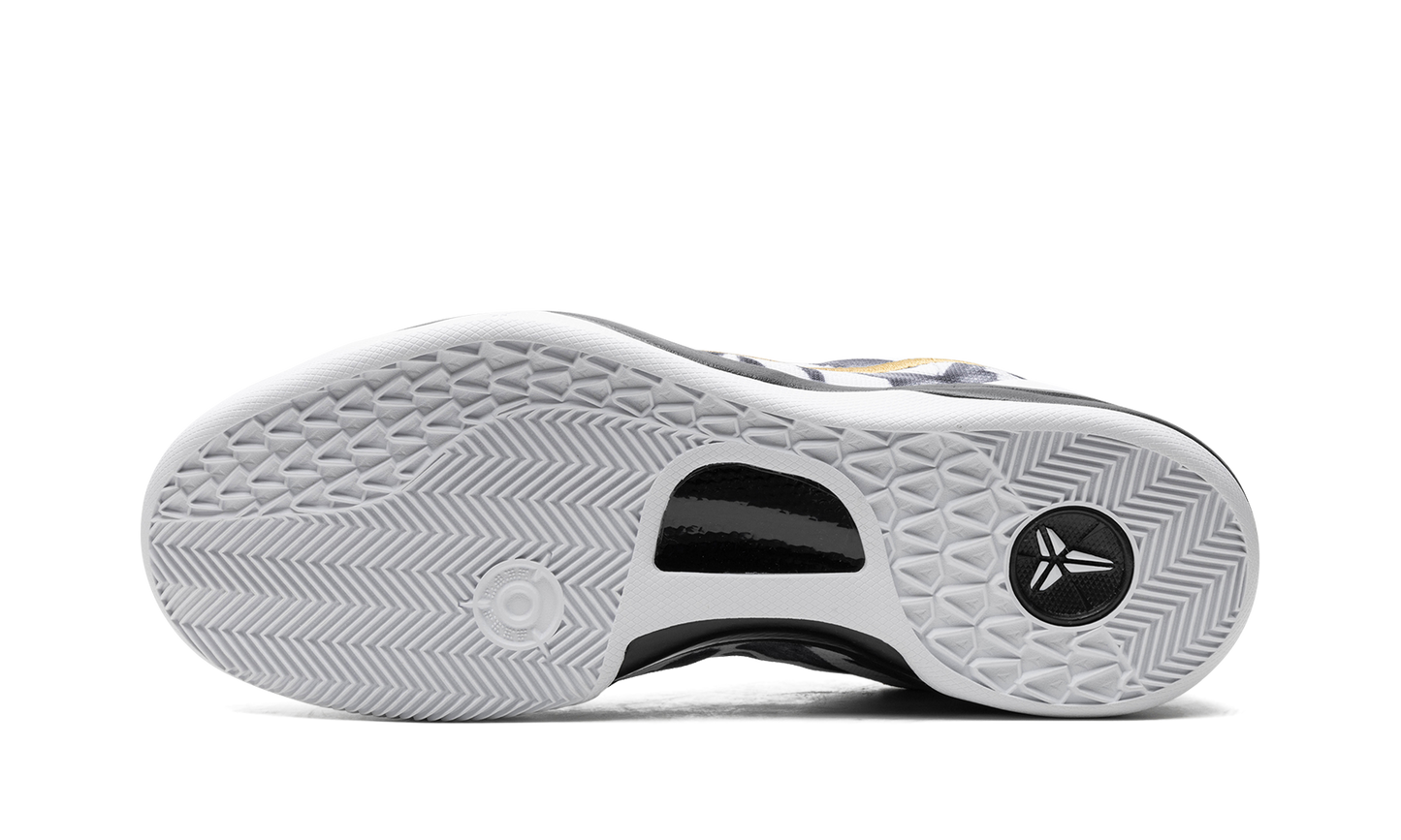 Kobe 8 "Mambacita (2024)"