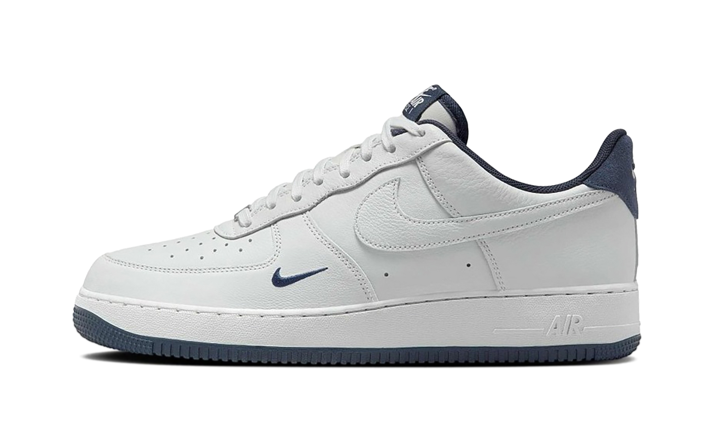 Air Force 1 Low '07 LV8 "Photon Dust Obsidian"