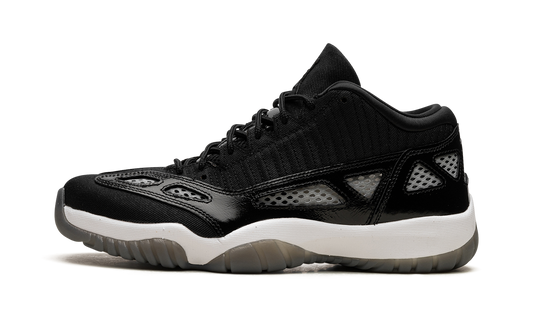 Air Jordan 11 Low IE "Black/White"