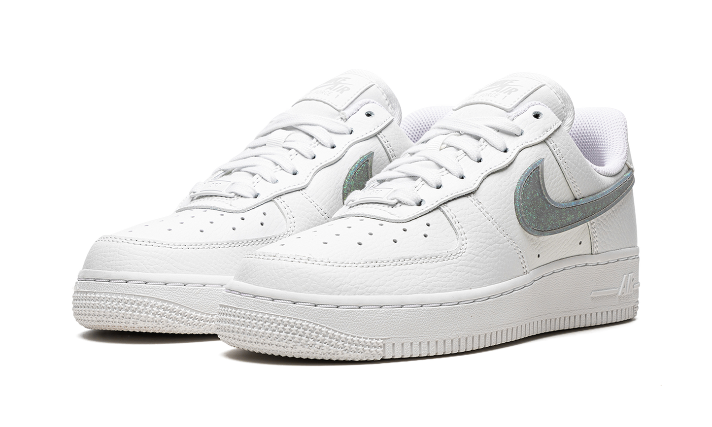 AIR FORCE 1 '07 ESS WMNS "Glitter Swoosh"