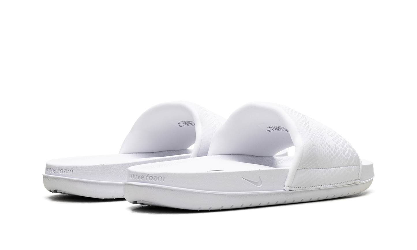 Kobe Offcourt Slide "Triple White"