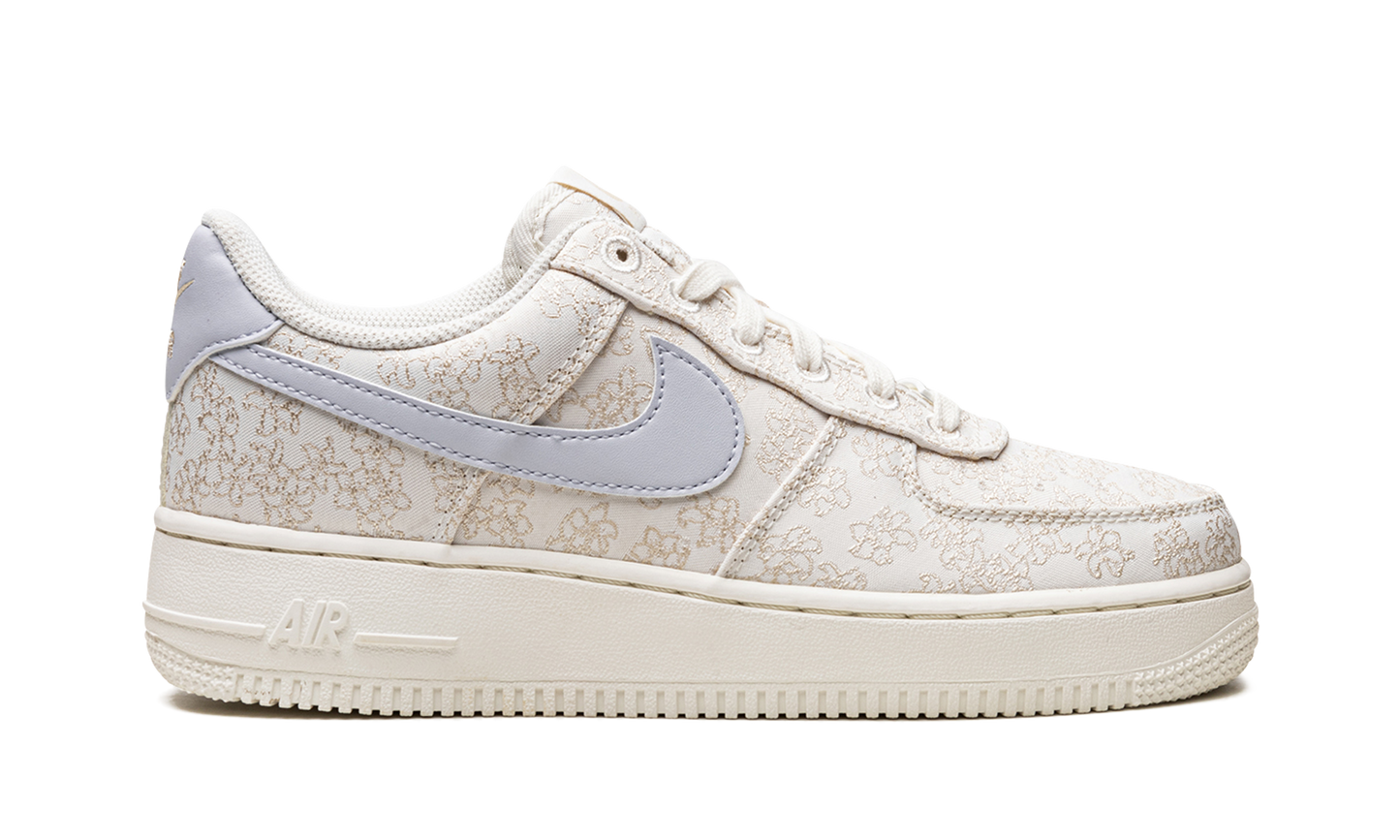 AIR FORCE 1 '07 SE JACQ WMNS "Flower Embroidery"