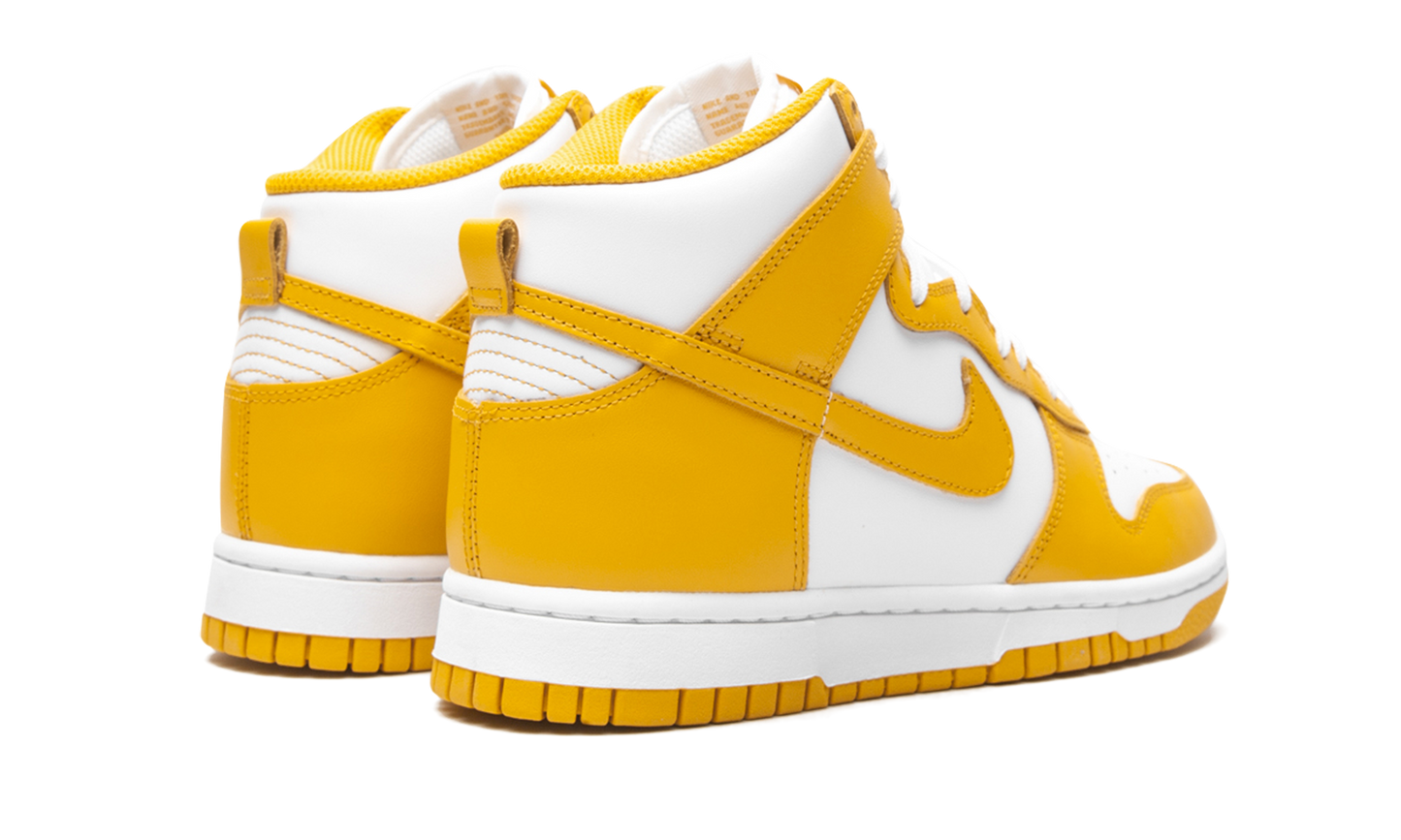 DUNK HIGH WMNS "Dark Sulfur"