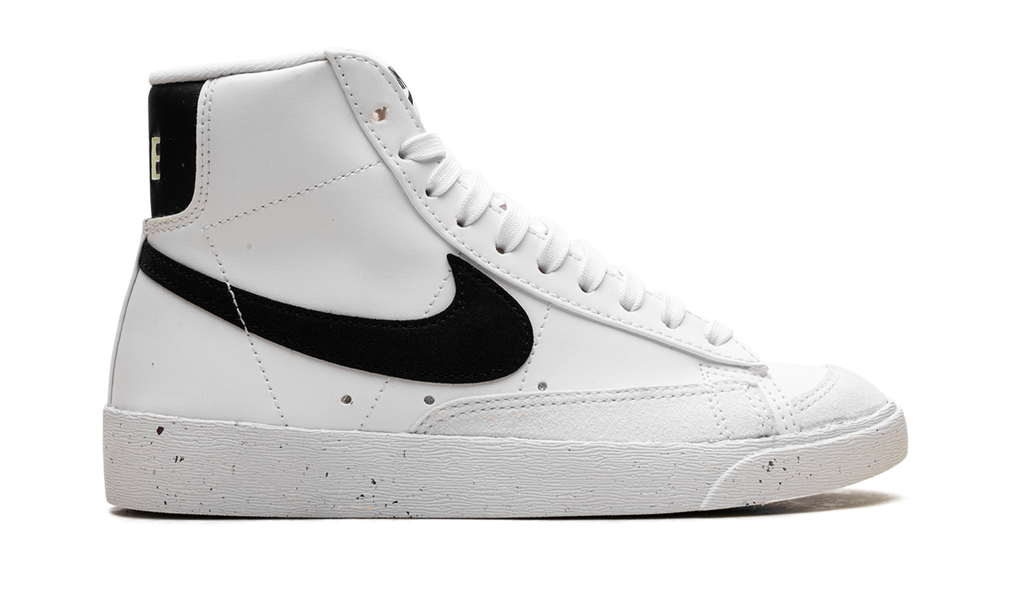 Blazer Mid 77 WMNS "Next Nature White Black"