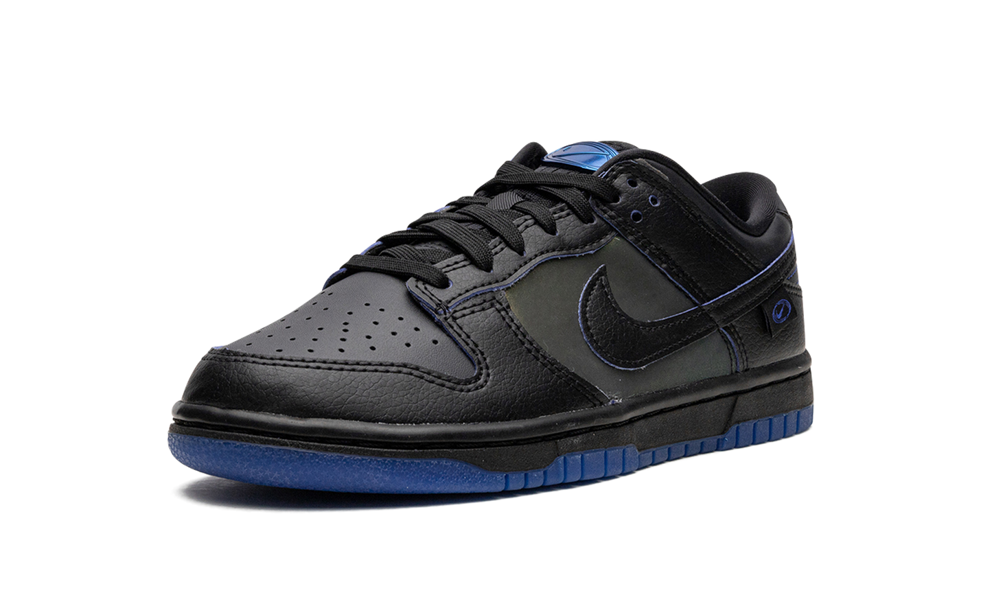 DUNK LO MNS WMNS "Black Royal Iridescent"