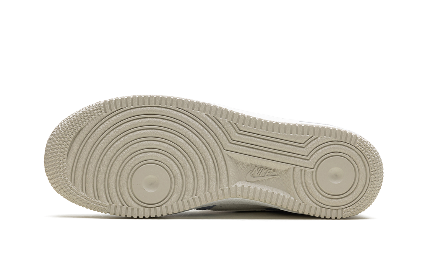 Air Force '07 WMNS "Baby Blue"