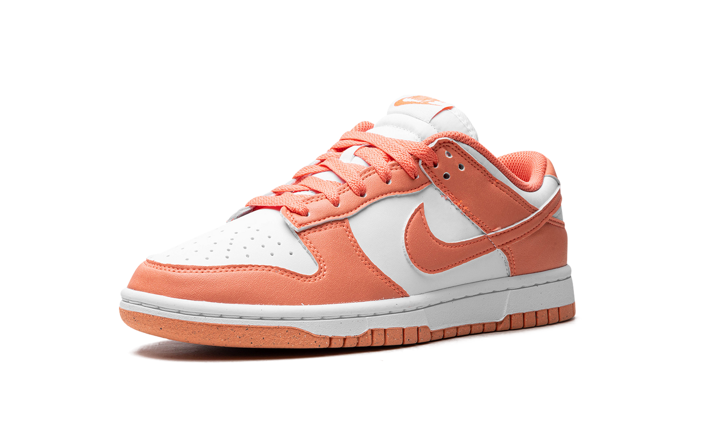 Dunk Low WMNS "Light Wild Mango"