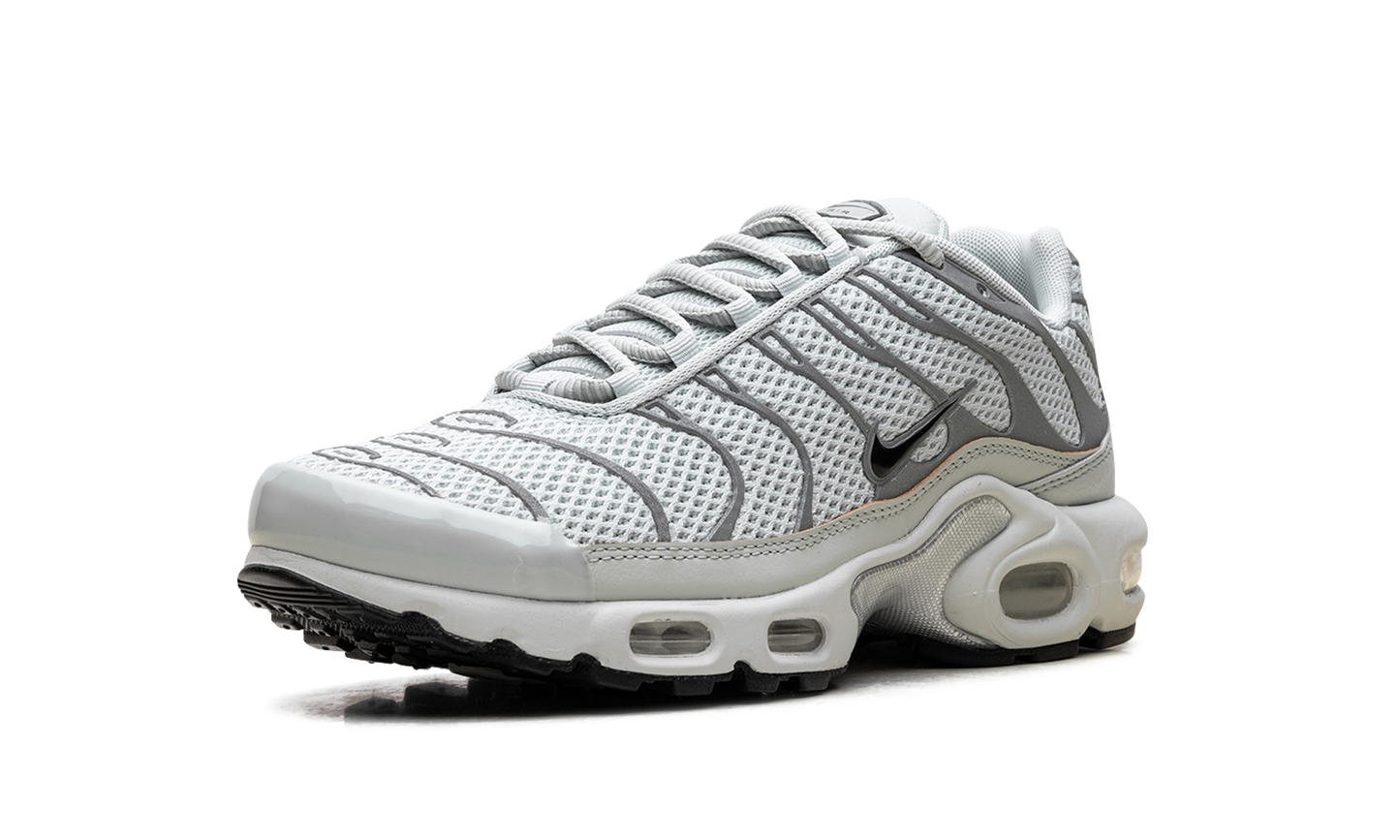 Air Max Plus WMNS "Light Silver"